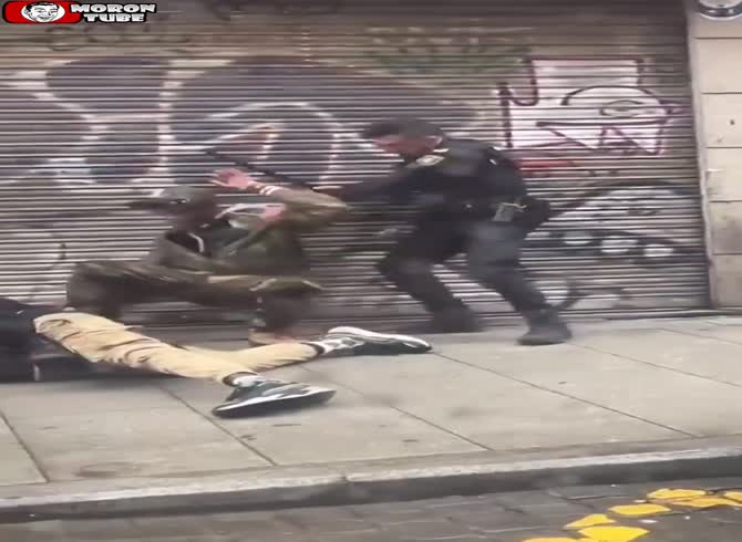 Video :Did the cops make a mistake, in your opinion